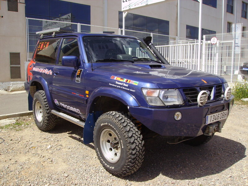 Blue Rally SUV