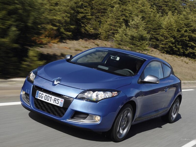 Blue Renault Clio RS in motion