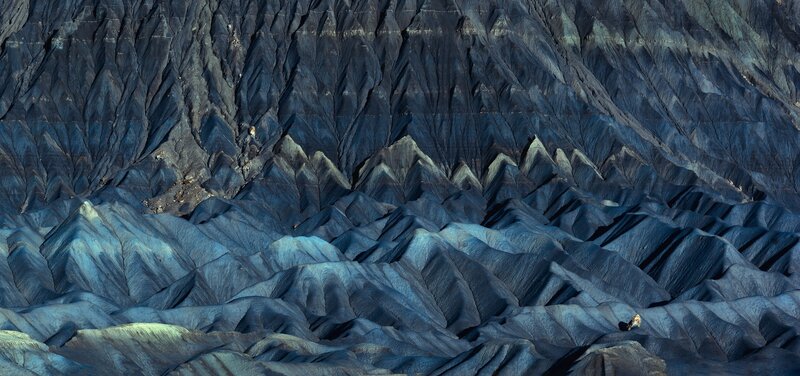 Blue Rock Formations — Dramatic, Photograph