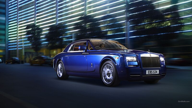 Blue Rolls-Royce Car — Dramatic, Night, 3d Render