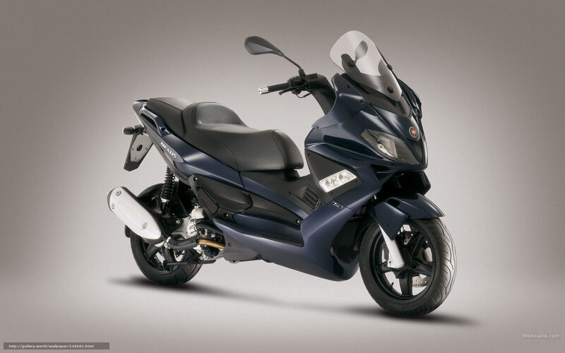Blue Scooter — Neutral, Photograph, Windshield, Seat, Exhaust