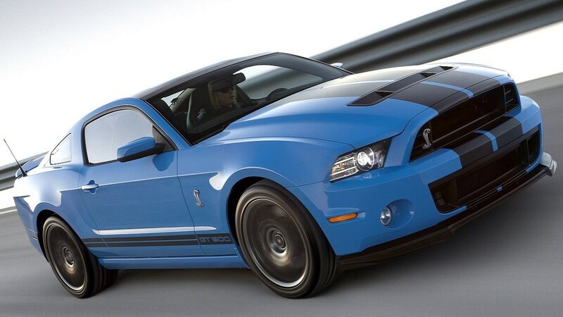 Blue Shelby GT500 — Dynamic, Photograph