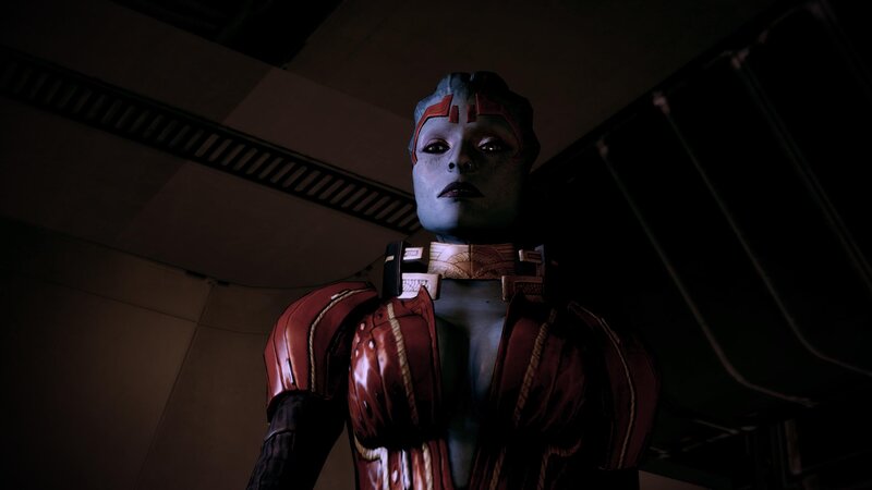 Blue-skinned Alien in Armor — Red