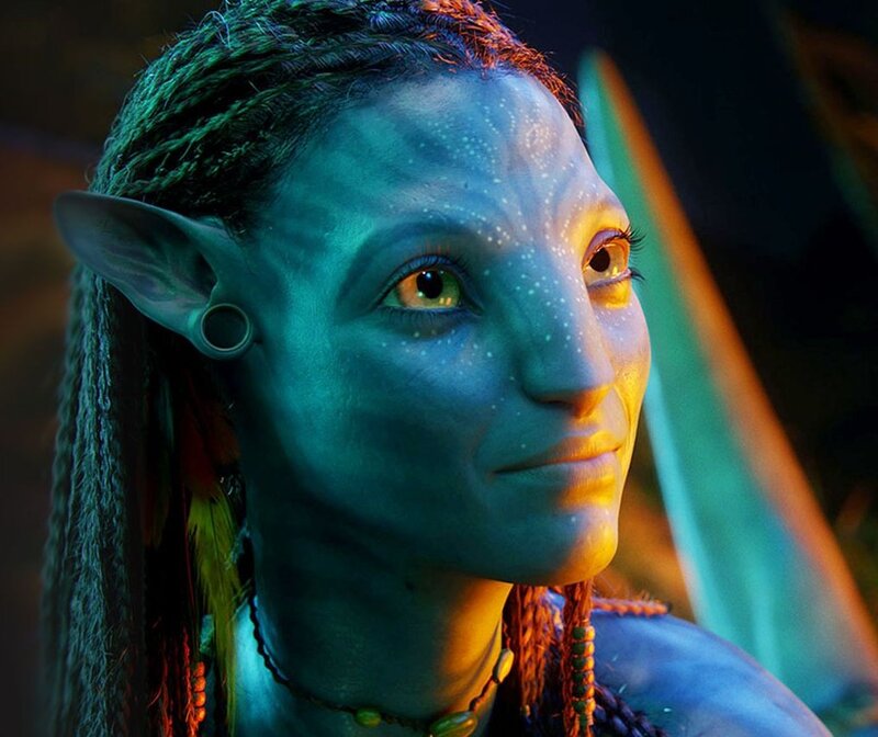 Blue-skinned Avatar Woman — Blue, Dramatic, 3d Render, Braided Hair, Ear Piercing, Necklace, Green, Yellow