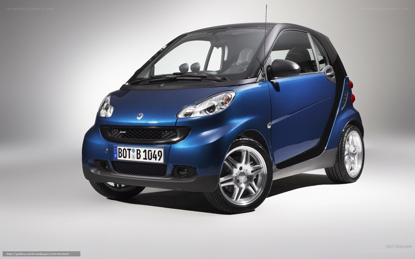 blue smart car