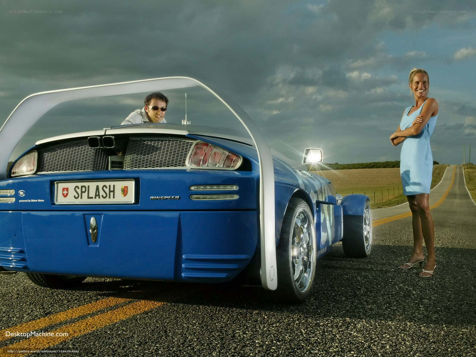 Blue Splash concept car on road