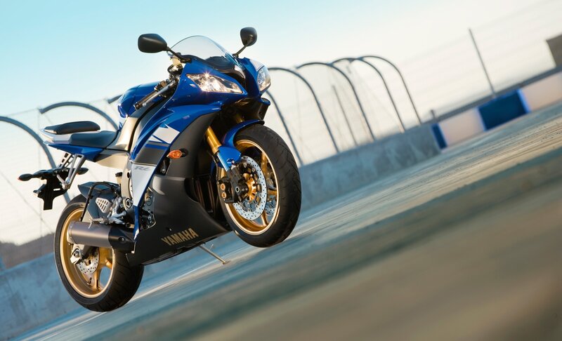 Blue Sport Motorcycle — Dynamic, Afternoon, Photograph, Racing Track
