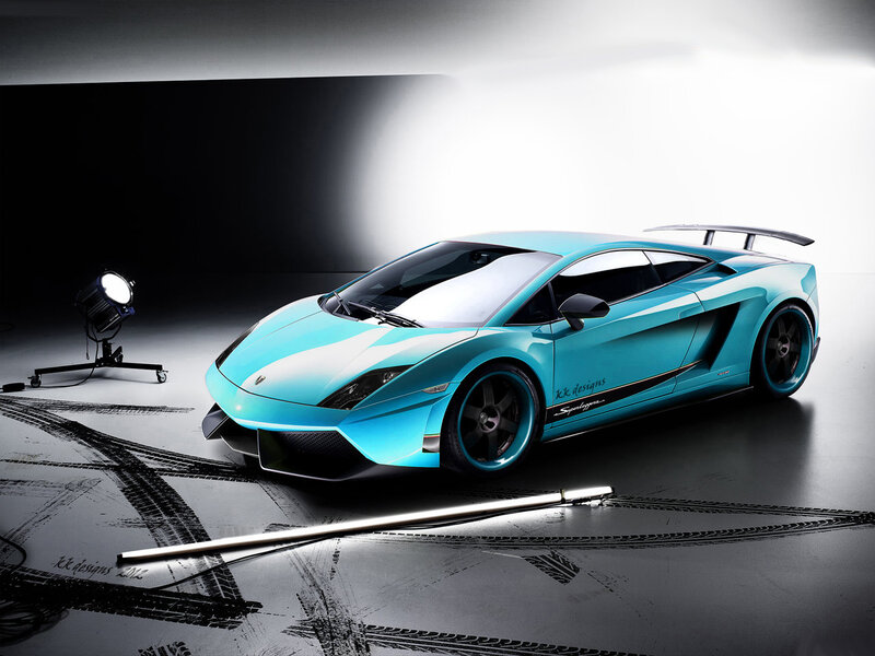 Blue Sports Car — Cyan