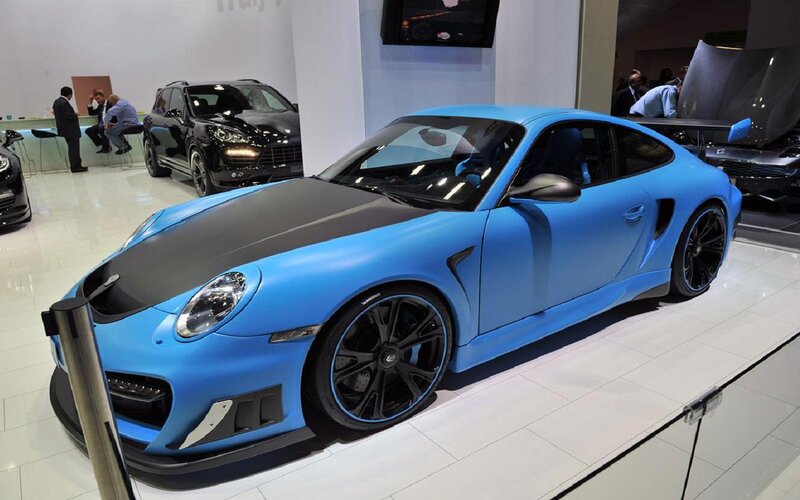 Blue Sports Car — Neutral, Photograph, Car Show, Black Suv