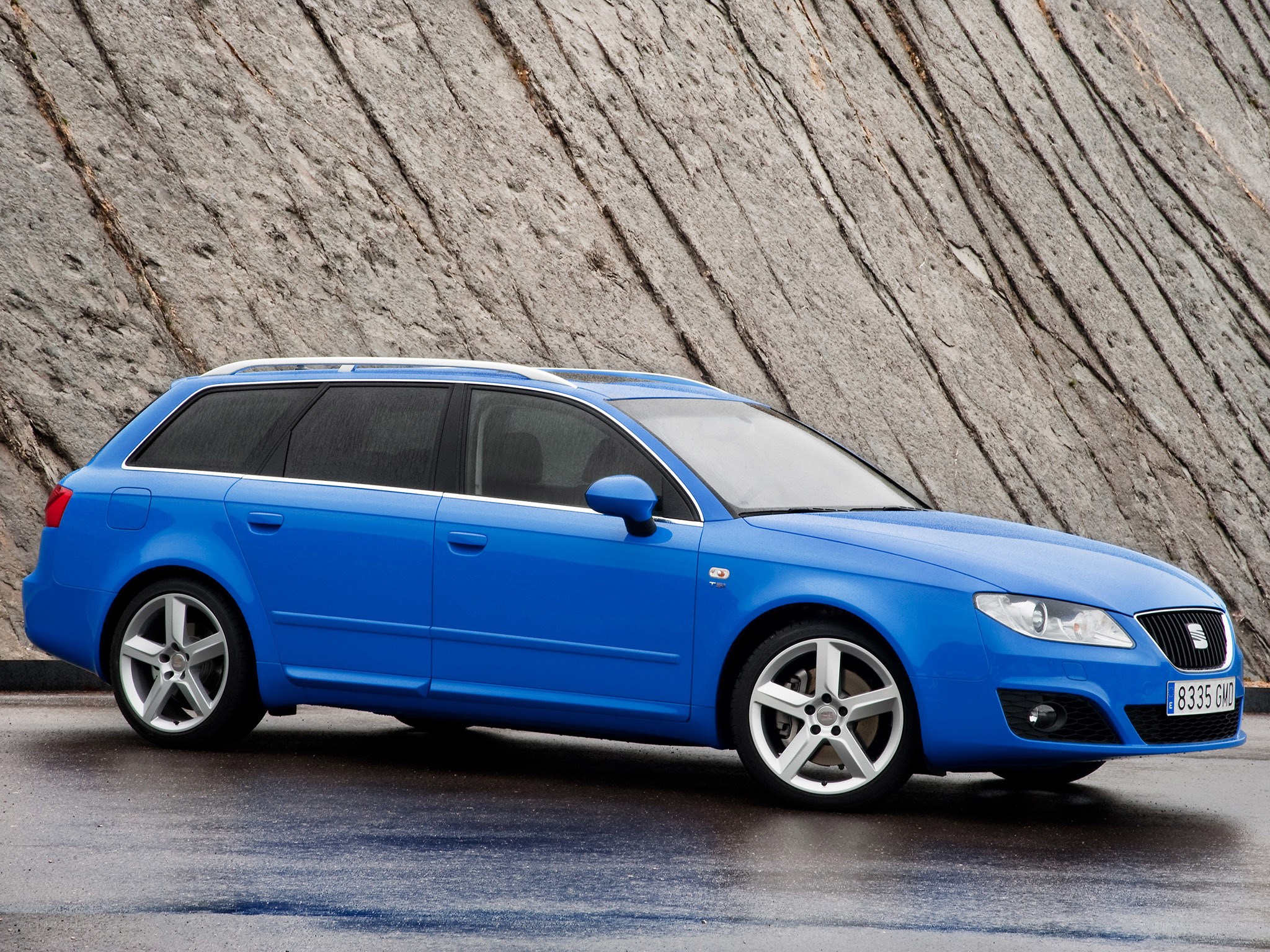 blue station wagon car