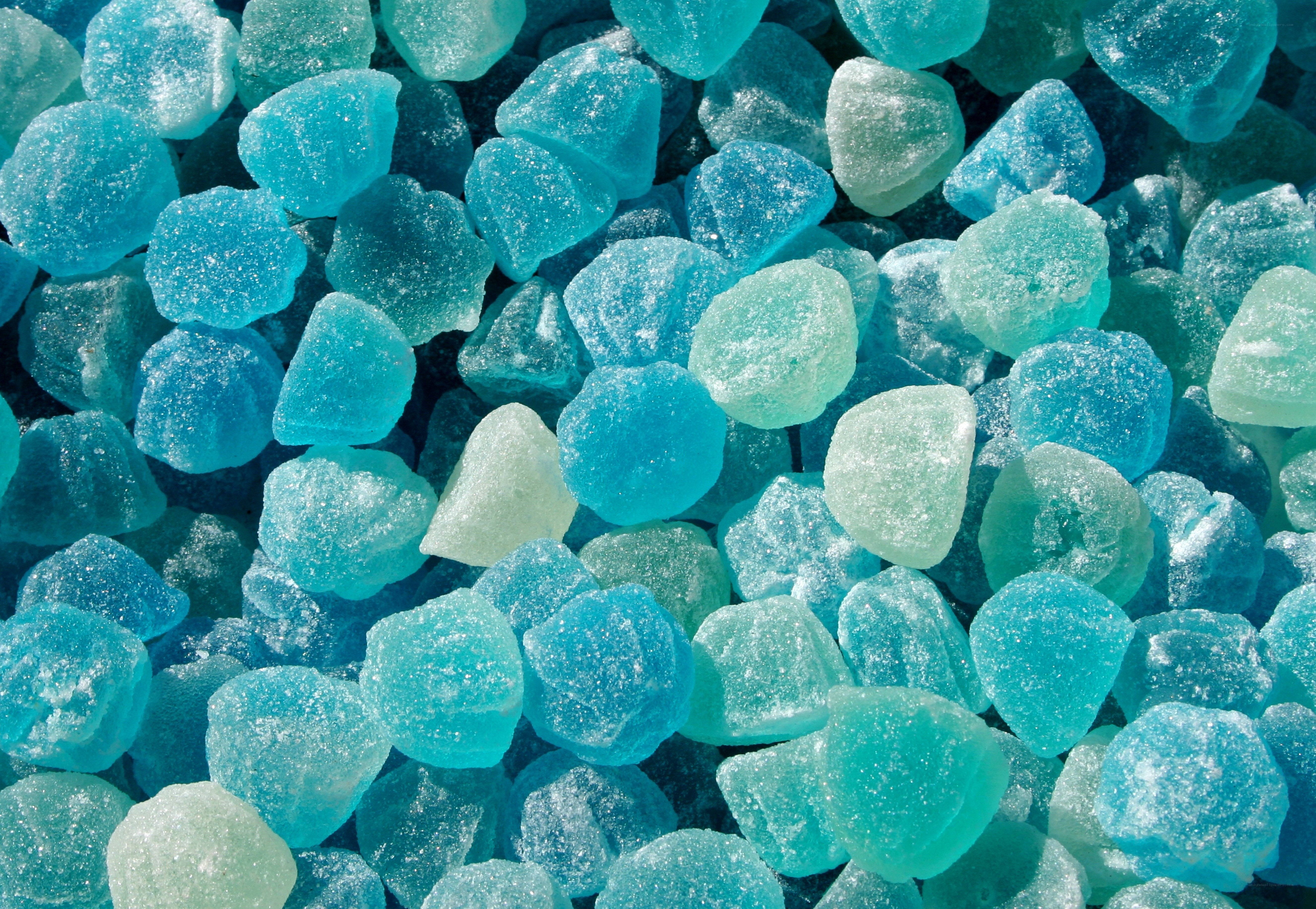 blue sugar-coated candies