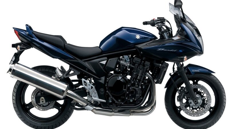 Blue Suzuki Bandit S motorcycle