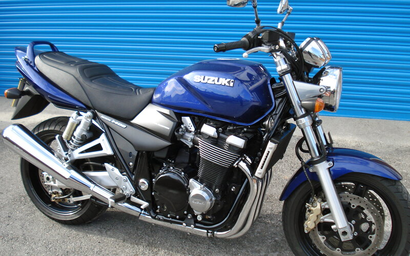 Blue Suzuki Motorcycle — Neutral, Afternoon