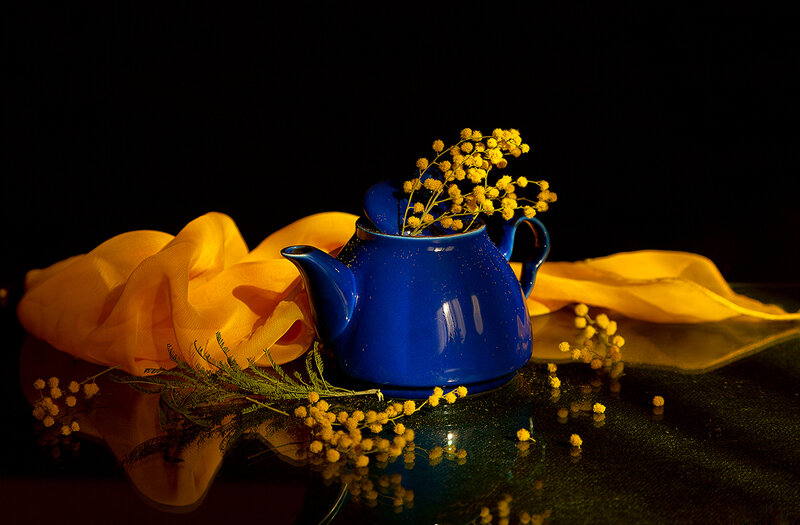 Blue Teapot with Flowers — Dramatic