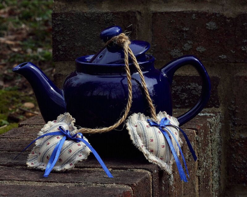 Blue Teapot with Sachets — Serene