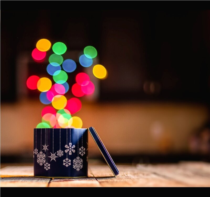 Blue Tin with Lights