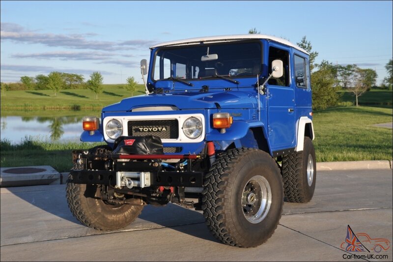 Blue Toyota Land Cruiser — Serene