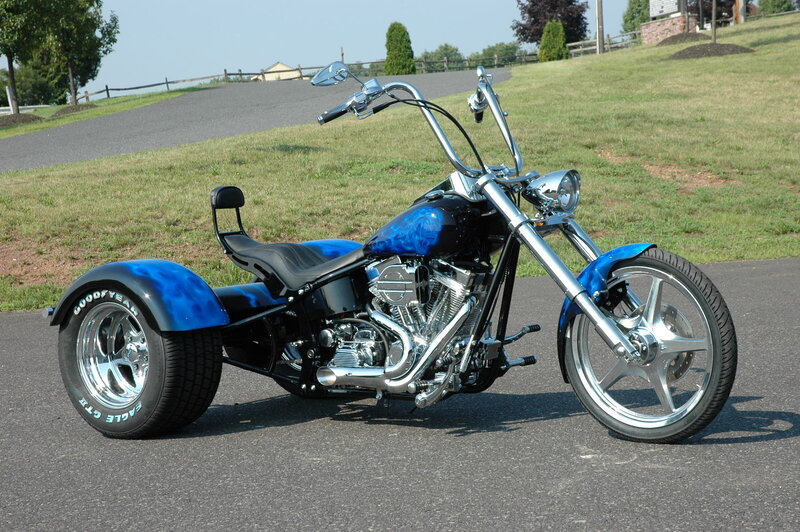 Blue Trike Motorcycle — Calm