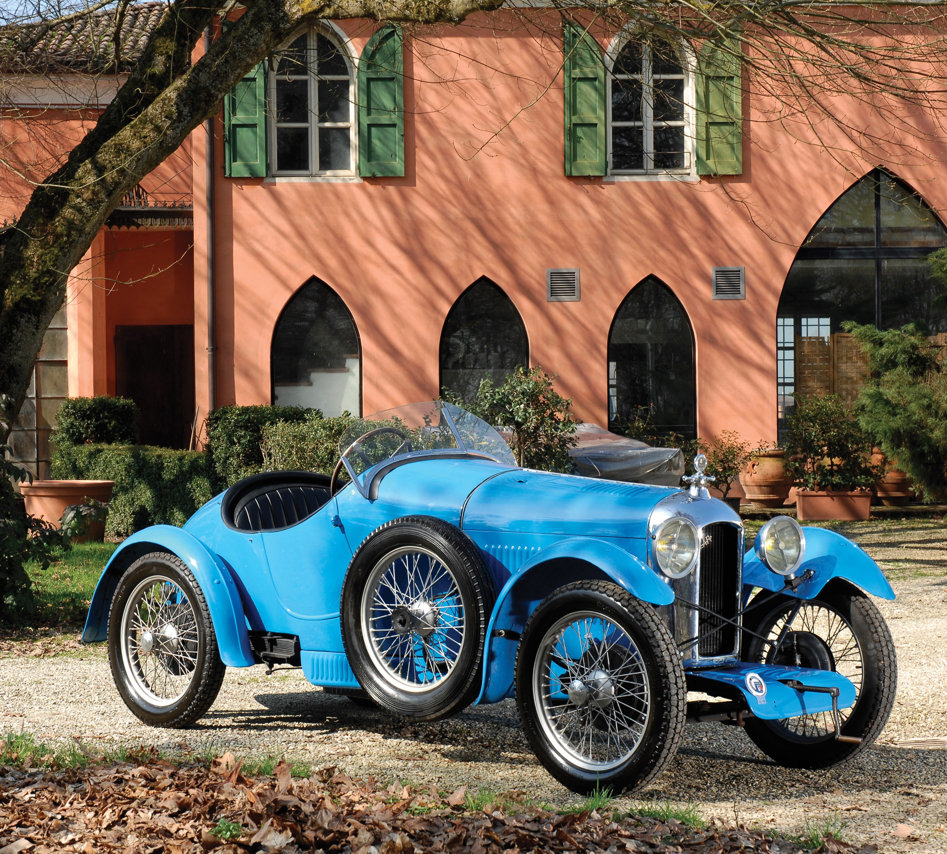 Blue vintage Bugatti car
