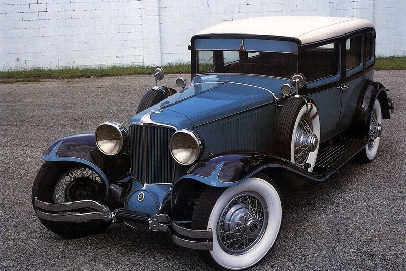Blue Vintage Car — Calm, Photograph