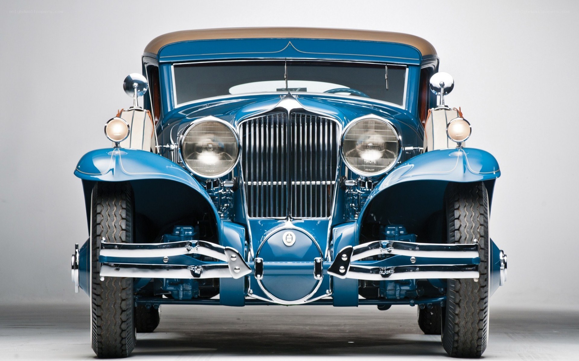 blue vintage car front view