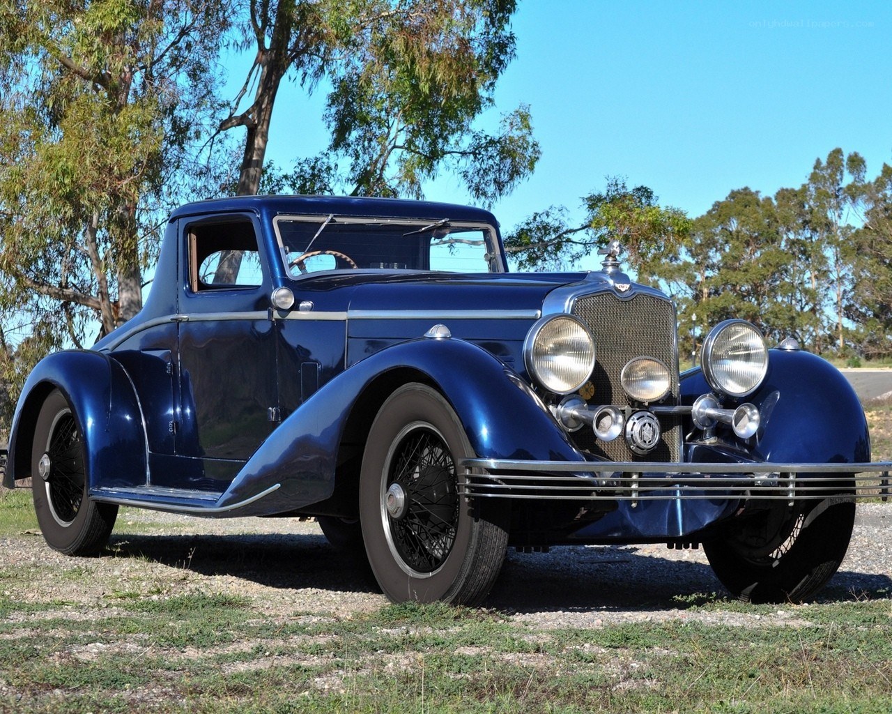 Blue vintage car outdoors