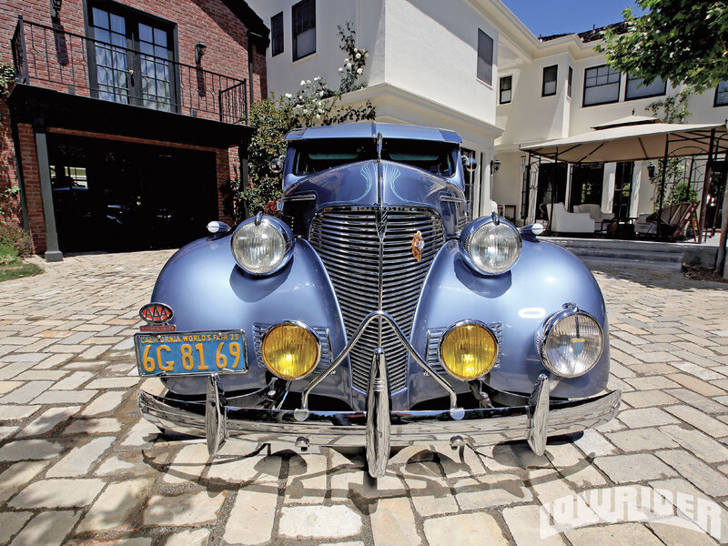 Blue Vintage Car — Serene, Afternoon, Photograph, House
