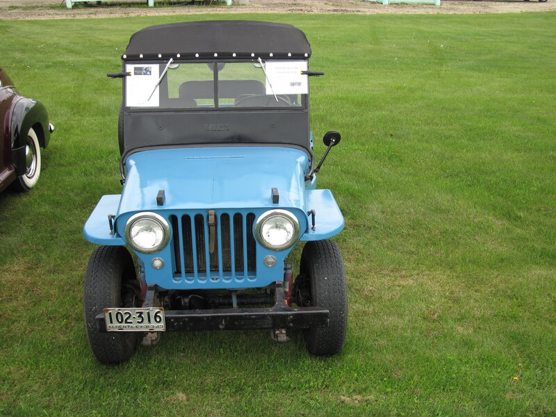 Blue Vintage Jeep