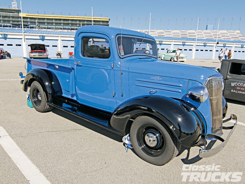 Blue Vintage Pickup Truck — Bright, Afternoon