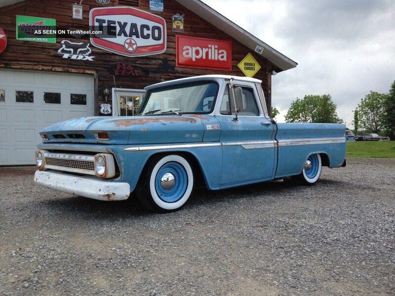 Blue Vintage Pickup Truck — Nostalgic