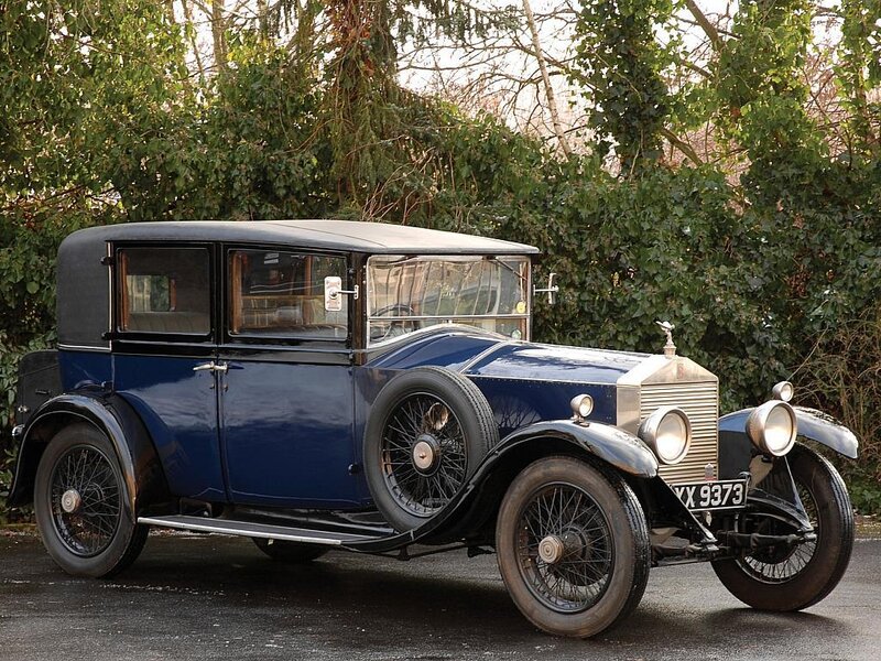 blue vintage Rolls-Royce car