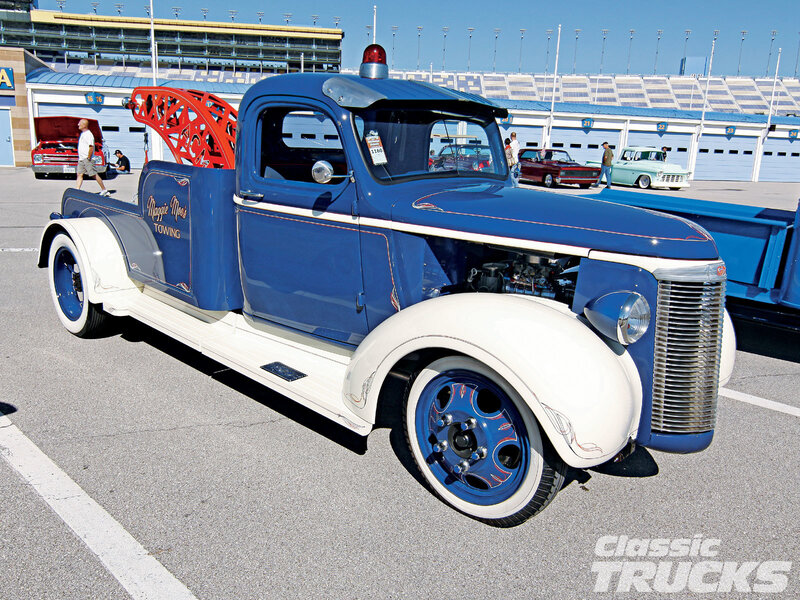 Blue Vintage Tow Truck