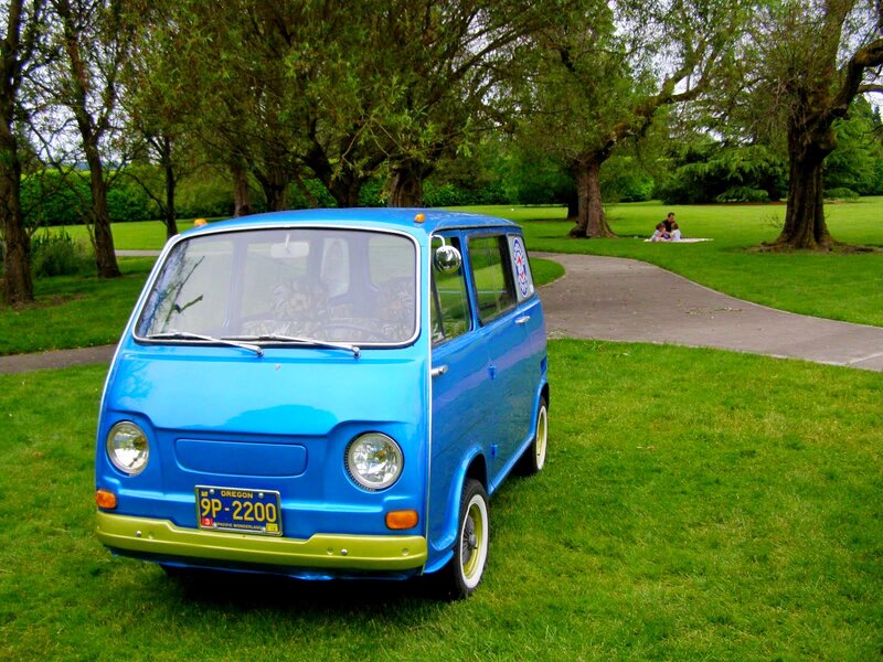 Blue Vintage Van