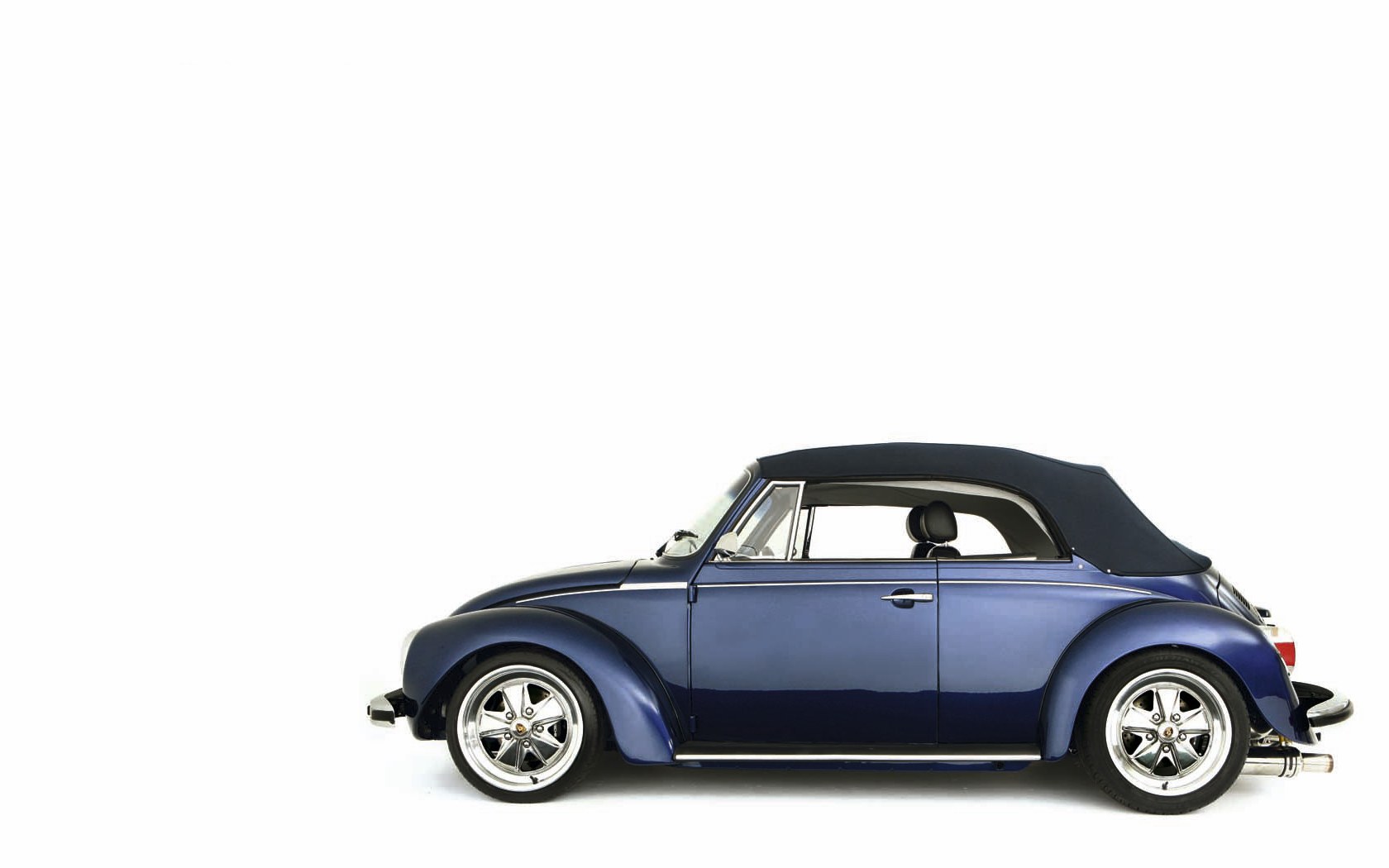 blue volkswagen beetle convertible