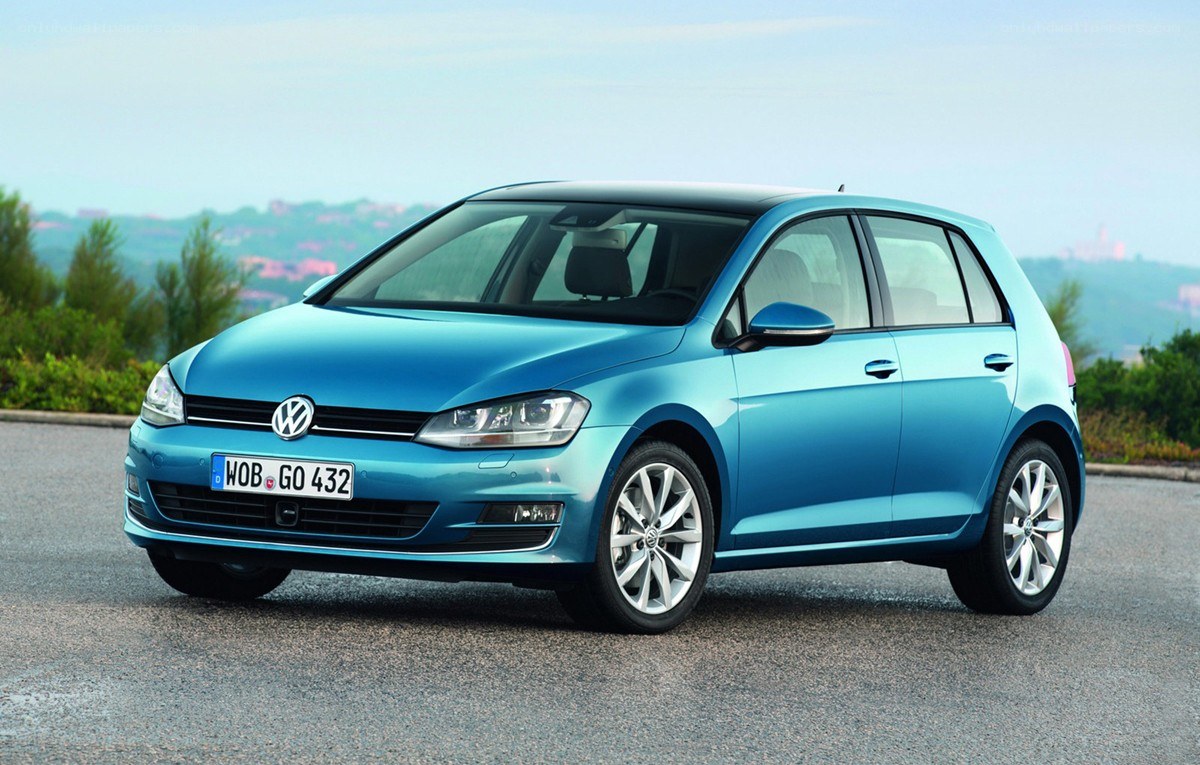 Blue Volkswagen Golf hatchback
