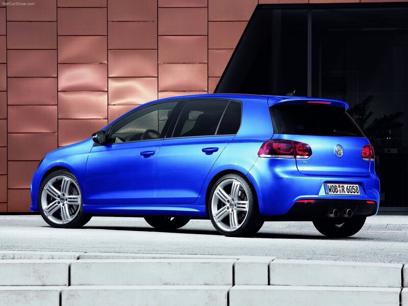 blue volkswagen golf r