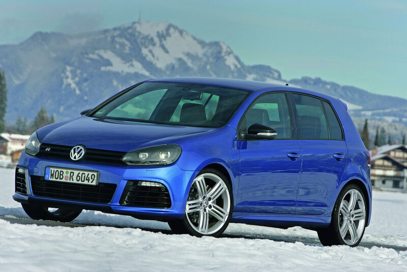 Blue Volkswagen Golf R in snow