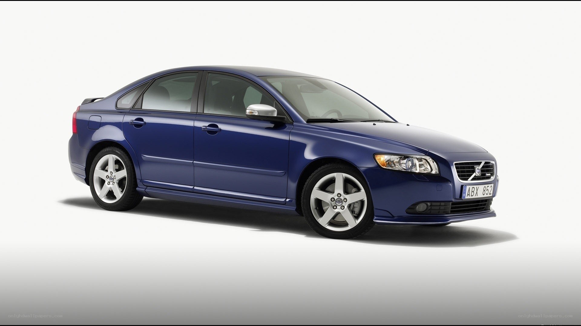 blue volvo sedan