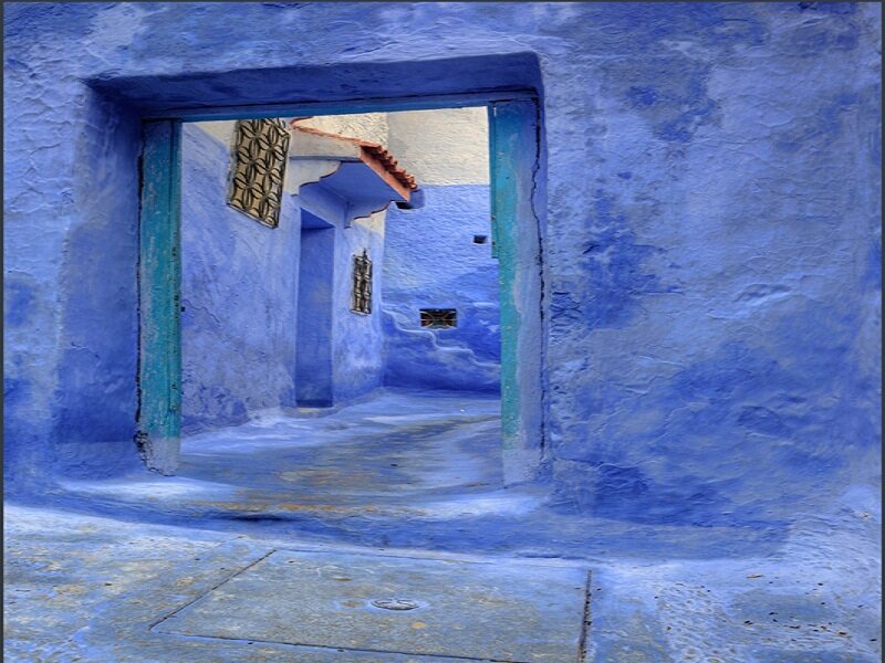 Blue-walled Alleyway