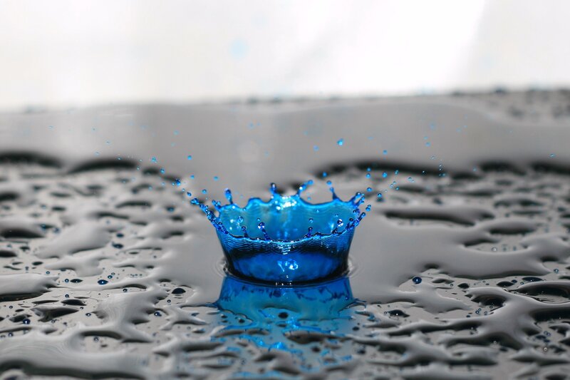 blue water drop splash