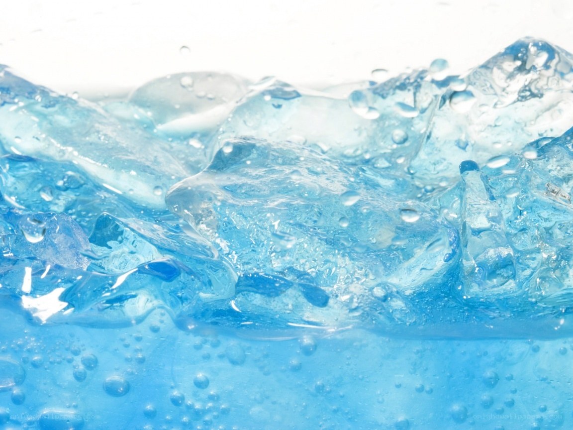 blue water splashing