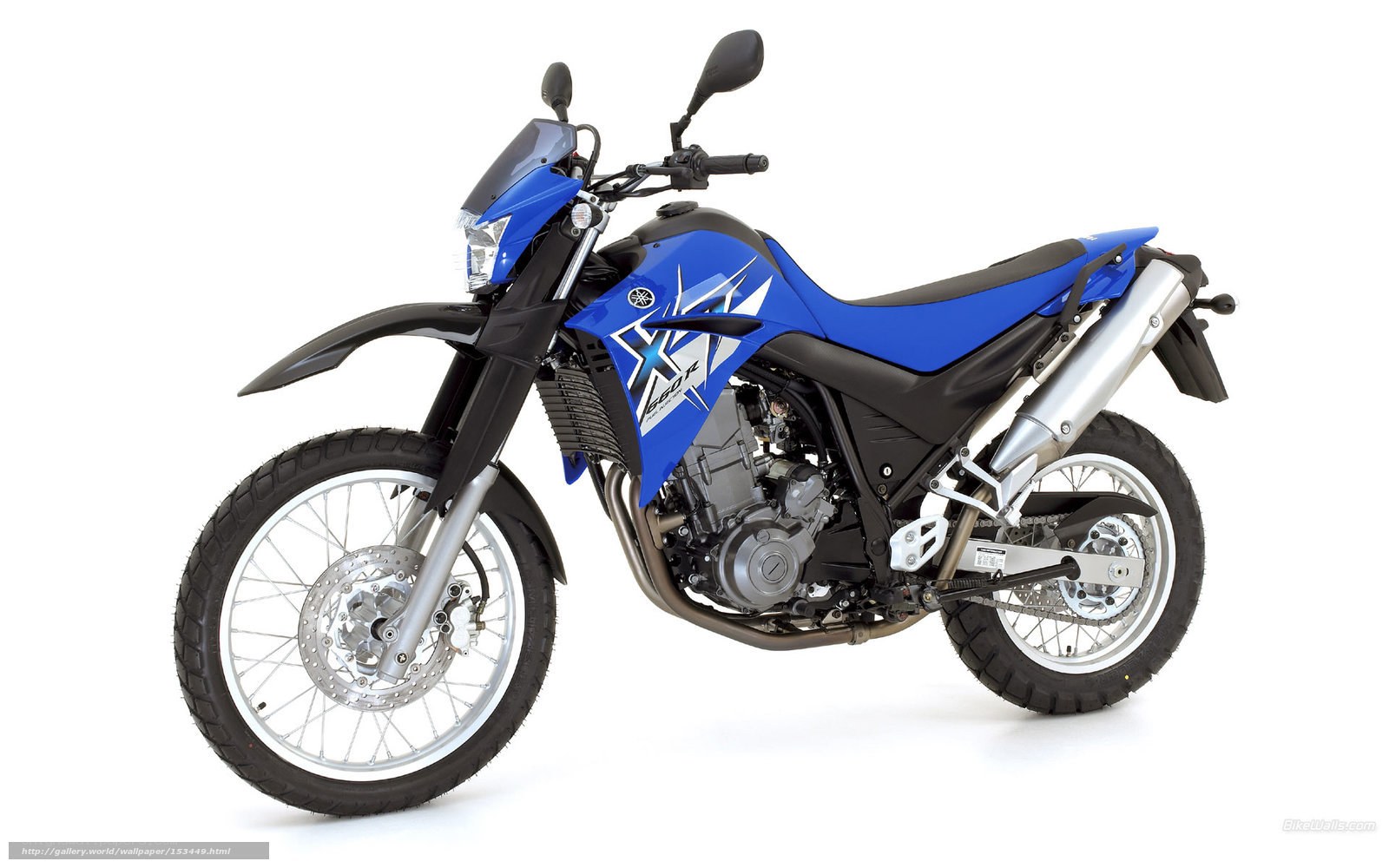 blue yamaha dirt bike