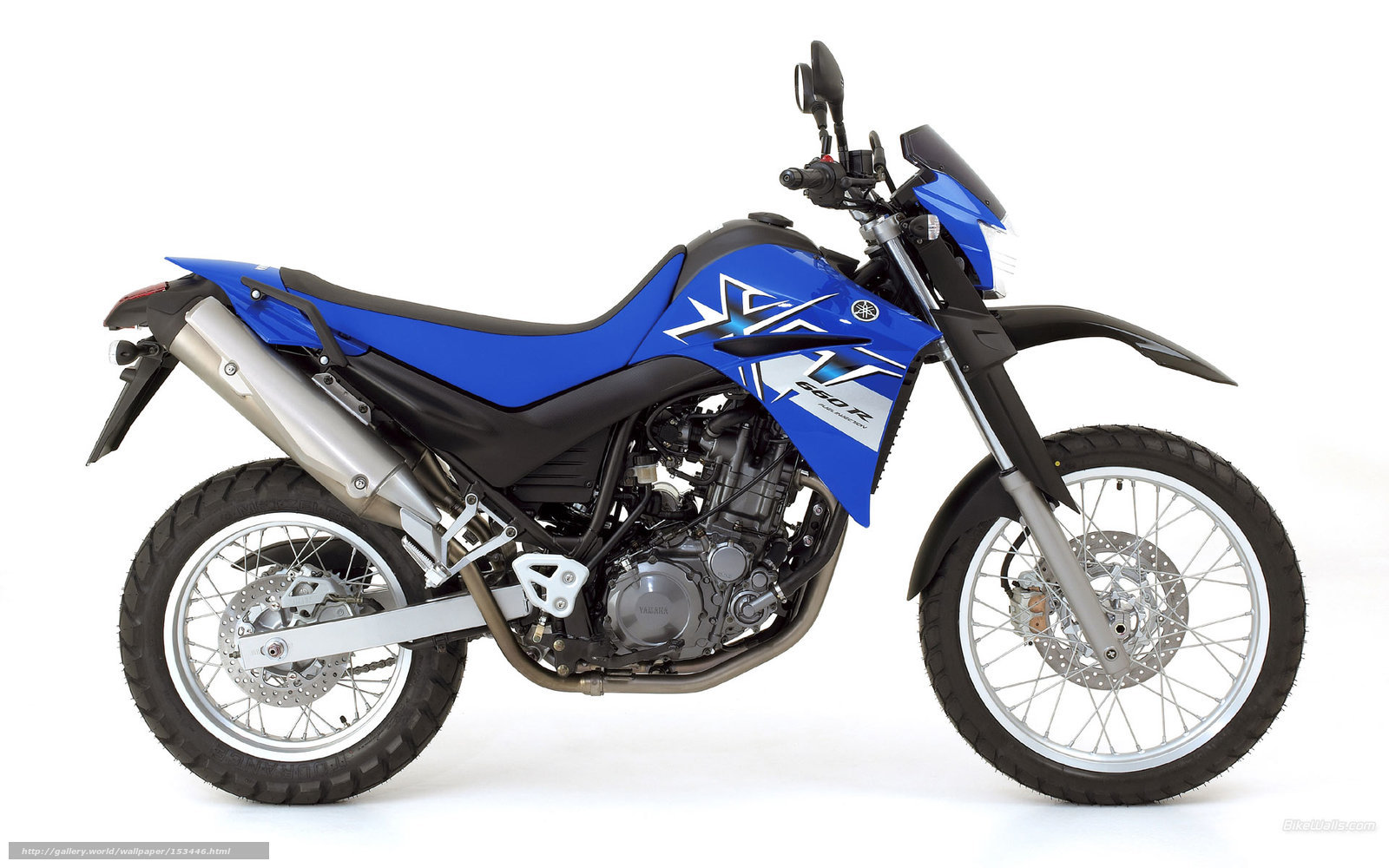 blue yamaha dirt bike