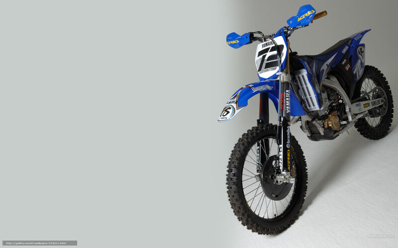 Blue Yamaha Dirt Bike — Neutral