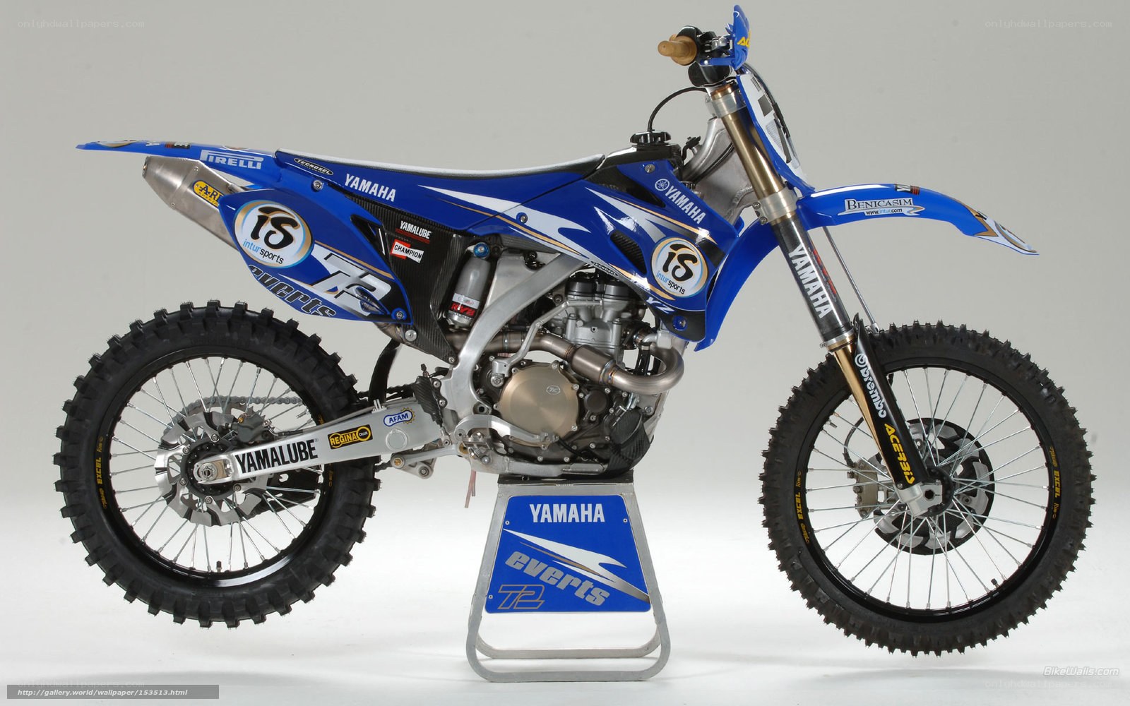 blue yamaha motocross bike
