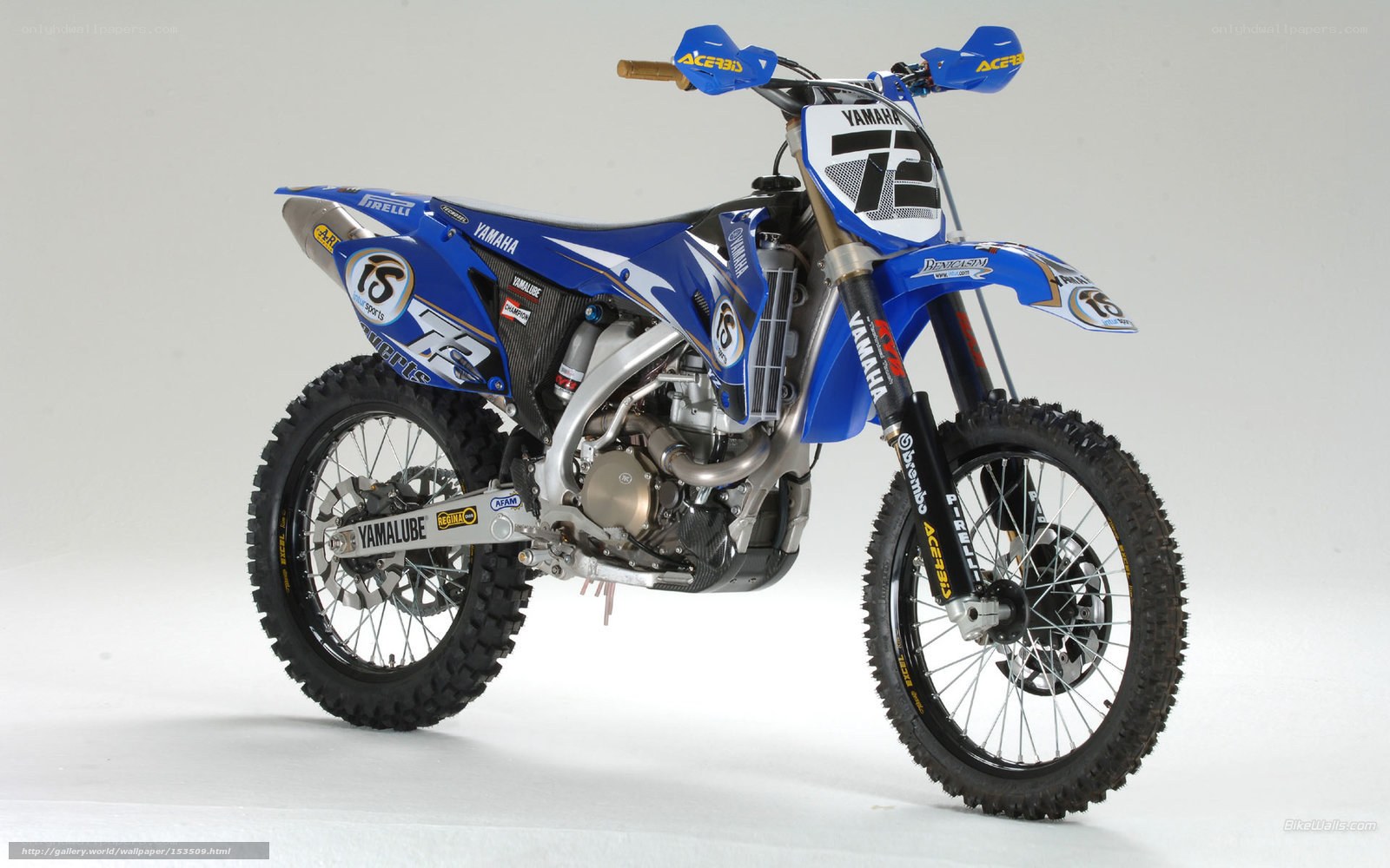 blue yamaha motocross bike