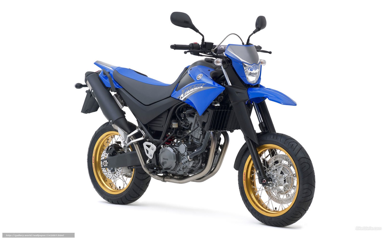 Blue Yamaha X-Trail motorcycle