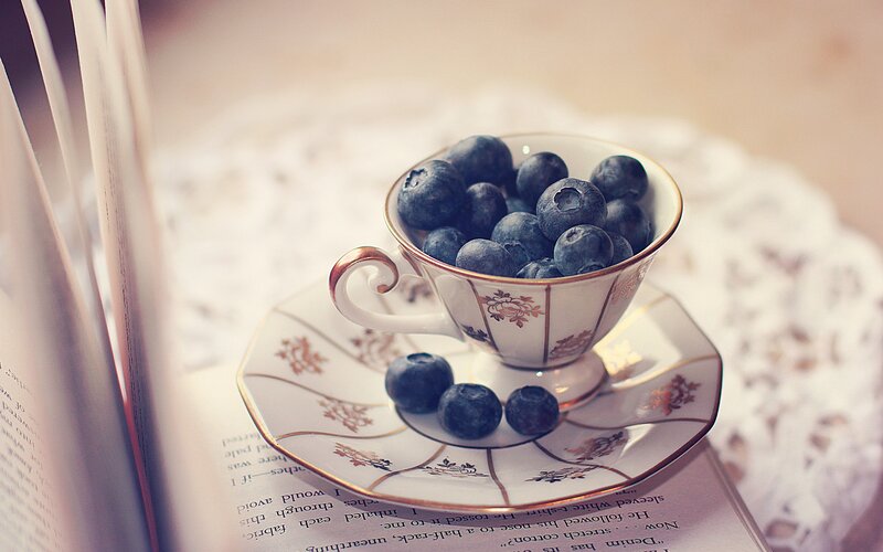 Blueberries in Teacup — White
