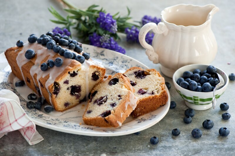 Blueberry Loaf Cake — White