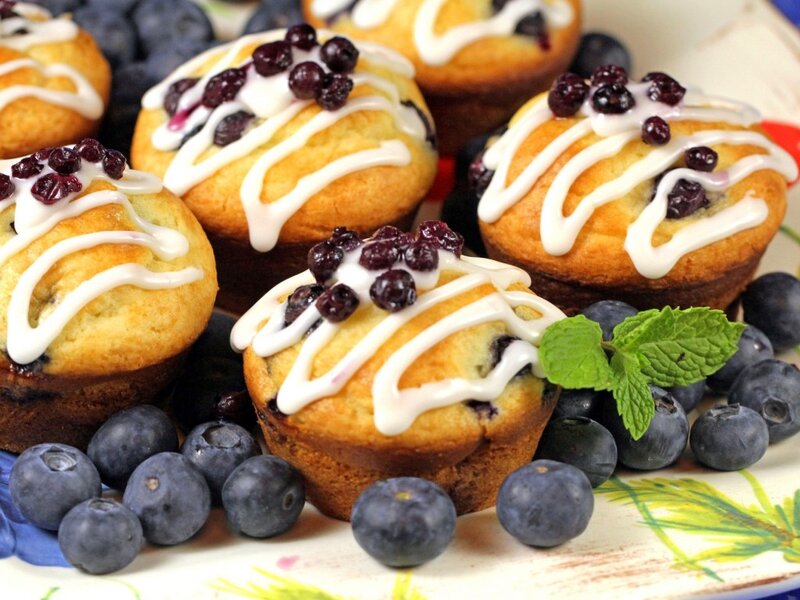 Blueberry Muffins with Icing — Yellow